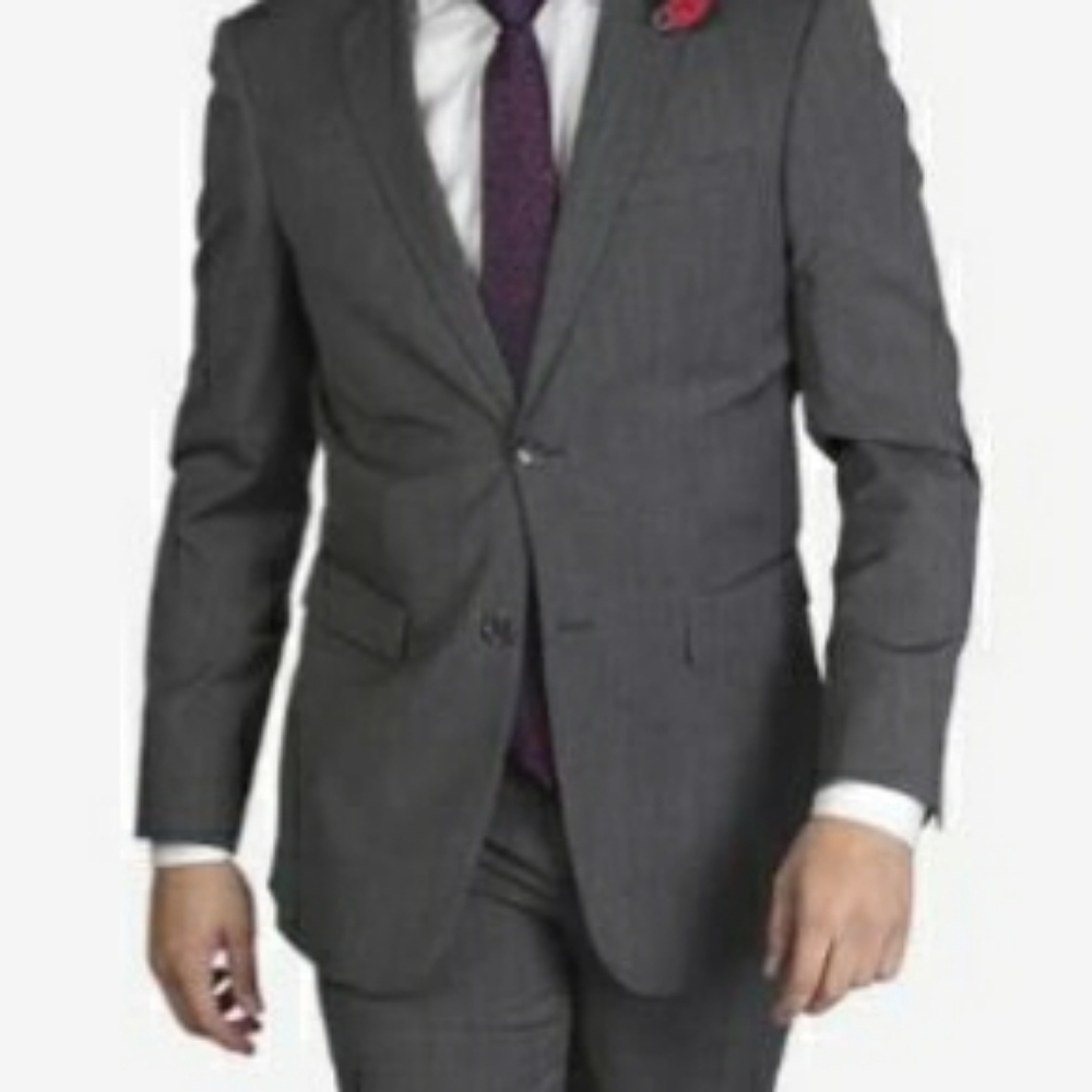 Men Versini Suit, 4 button suit jacket.